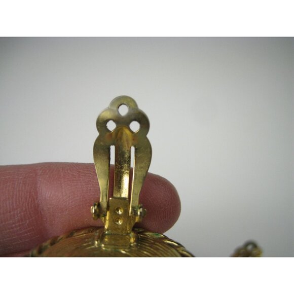 Vintage 1990s St John Logo Gold Tone Clip On Earrings Braided Rim Round 1 in - Picture 5 of 15